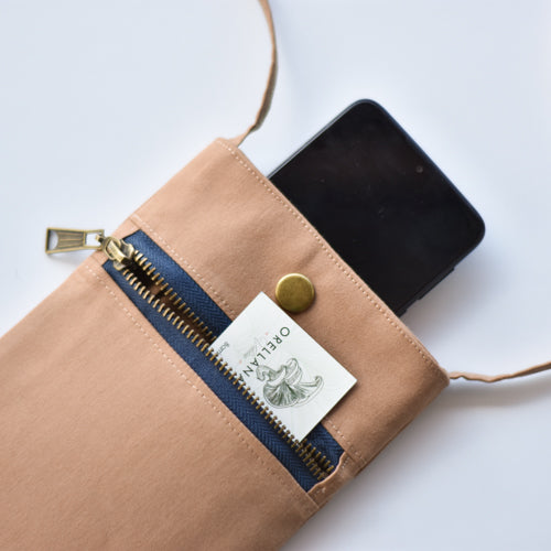 Lleva tu dispositivo con estilo: nuestro estuche para celular es la combinación perfecta de elegancia y funcionalidad.