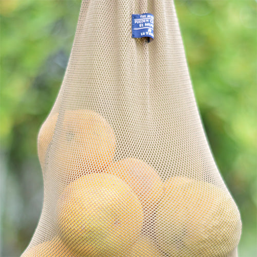 Lleva contigo el compromiso con el medio ambiente con nuestras bolsas reutilizables