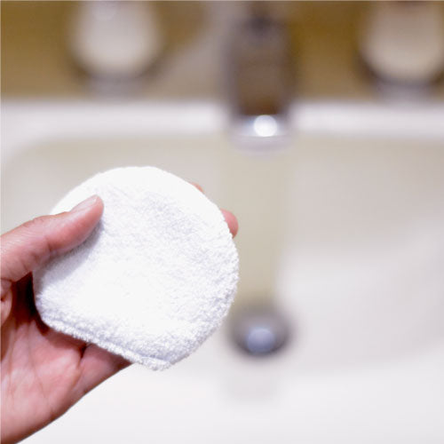 Cuida tu piel y el medio ambiente con nuestros pads desmaquillantes ecológicos