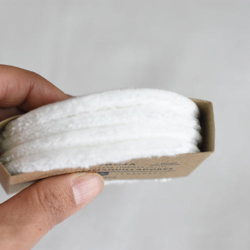 Una alternativa sostenible a los productos desechables: nuestros pads desmaquillantes reutilizables