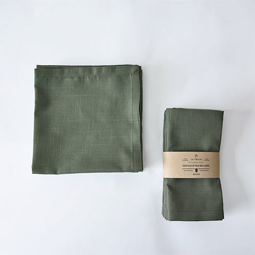 Añade un toque de lujo a tus comidas con nuestras servilletas reutilizables en tela de lino
